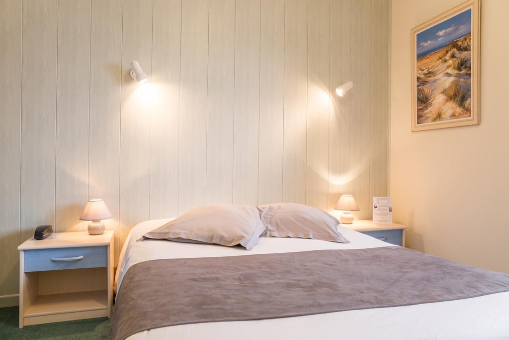 Hotel Caravelle Contact Hotel Rochefort  Room photo